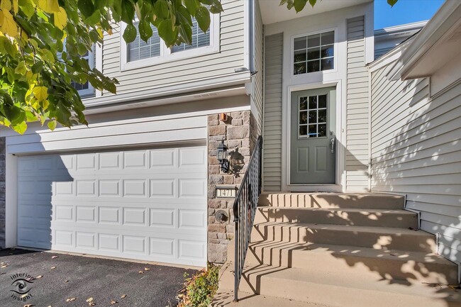 1471 Crimson Ln in Yorkville, IL - Building Photo - Building Photo