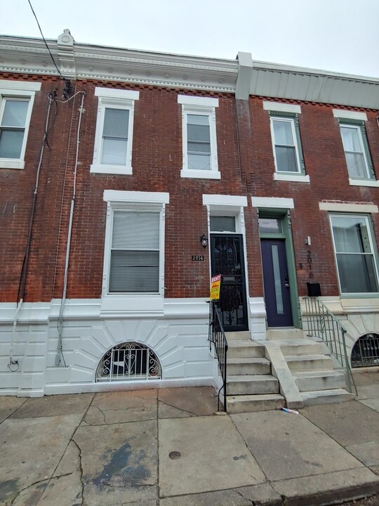 2014 Sigel St in Philadelphia, PA - Foto de edificio