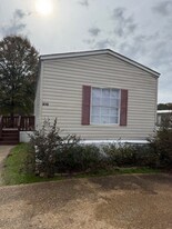 3127 Greenfield Rd in Pearl, MS - Building Photo