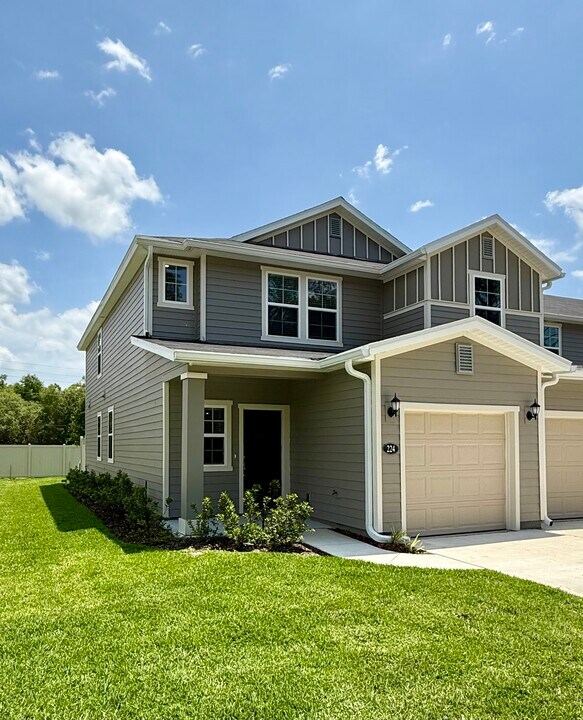 224 Beach Palm Ct in St. Augustine, FL - Building Photo