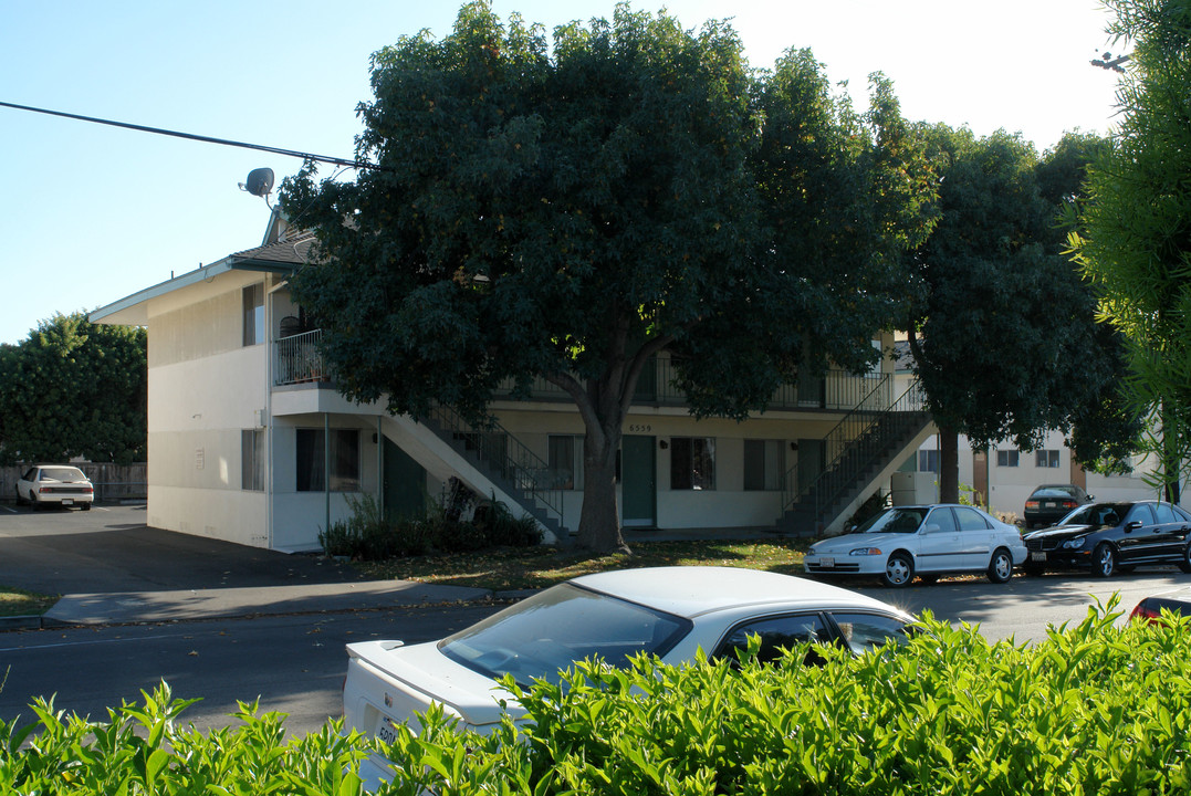 6559 Cordoba Rd in Goleta, CA - Building Photo