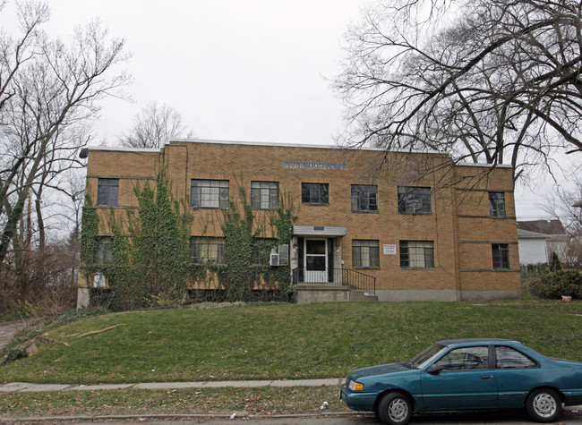 420 Parkwood Ave in Dayton, OH - Building Photo - Building Photo