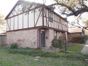 3501 Greystone Dr in Austin, TX - Building Photo - Building Photo
