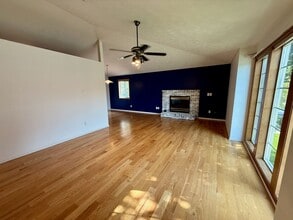9206 N Londale Dr in Spokane, WA - Building Photo - Building Photo