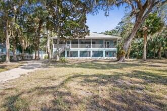 5594 N Ocean Shore Blvd in Palm Coast, FL - Building Photo - Building Photo