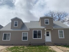 918 S 1st St in Norfolk, NE - Building Photo