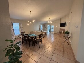 44 Capistrano Dr in Ormond Beach, FL - Building Photo - Building Photo