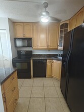 4501 NE 21st Ave, Unit 301 in Fort Lauderdale, FL - Building Photo - Building Photo