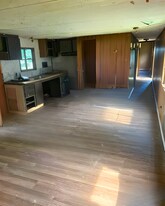 121 S Pine St in Nashville, AR - Building Photo