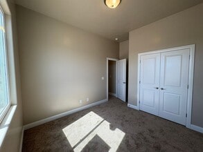 3044 E 590 N in Hurricane, UT - Building Photo - Building Photo