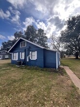 1553 Dover St in Boling, TX - Building Photo - Building Photo