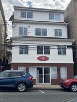 34 Main St in Dobbs Ferry, NY - Building Photo
