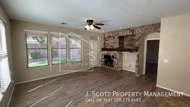 4266 E Lexington Ave in Gilbert, AZ - Building Photo - Building Photo