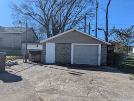 1633 Lodge St in Alcoa, TN - Building Photo - Building Photo