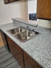 5227 Hermitage Ave in Los Angeles, CA - Building Photo - Building Photo