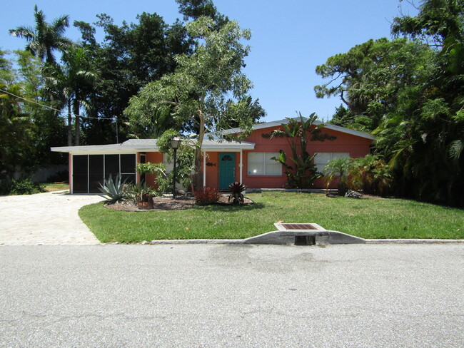 property at 108 Colonia Ln W