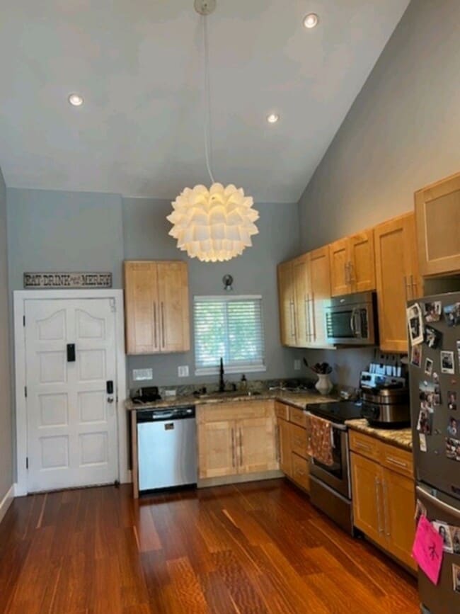 3847 Vineyard Ave in Pleasanton, CA - Building Photo - Building Photo