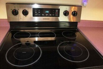 221 Bilbao St in Royal Palm Beach, FL - Building Photo - Building Photo