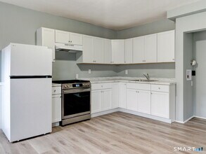 115 Silver St in New Britain, CT - Building Photo - Building Photo