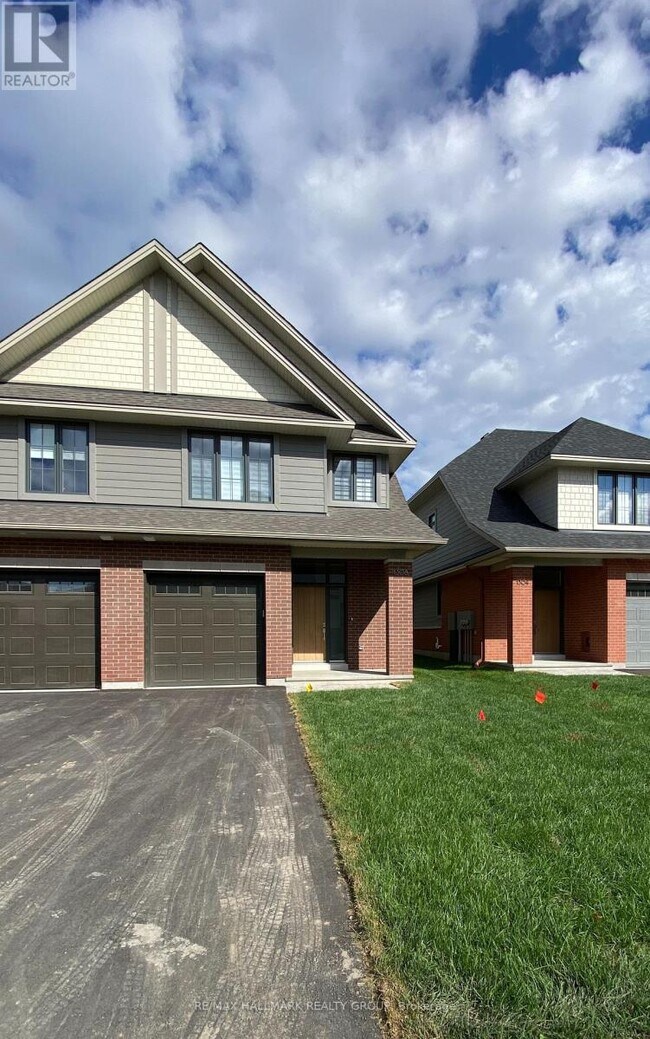 1308 Whitlow Grass Wy in Ottawa, ON - Building Photo - Building Photo