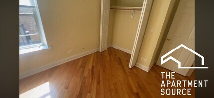 2250 W Morse Ave, Unit 2 in Chicago, IL - Building Photo - Building Photo