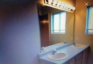 2425 Bostrom Ct in Eau Claire, WI - Building Photo - Building Photo