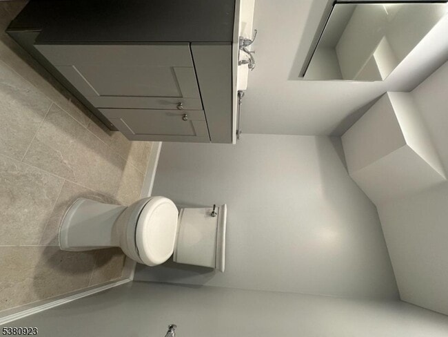 15 Cottage Ln in Clifton, NJ - Building Photo - Building Photo