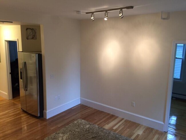 227 Norfolk St, Unit 3T in Cambridge, MA - Building Photo - Building Photo