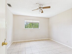 294 Friendship Ln in Fredericksburg, TX - Building Photo - Building Photo