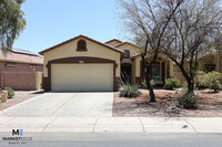 44715 Alamendras St in Maricopa, AZ - Foto de edificio - Building Photo