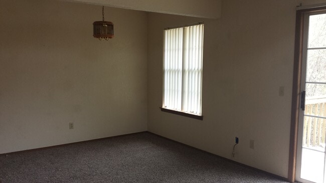8 Hunters Cove in Branson, MO - Building Photo - Building Photo