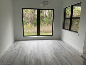 2567 12th Ave NE in Naples, FL - Building Photo - Building Photo