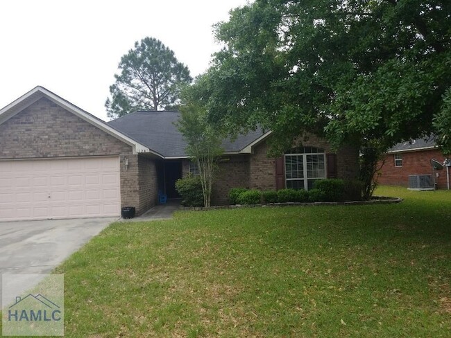 property at 124 Wayfair Ln
