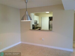 2721 Ocean Club Blvd in Hollywood, FL - Building Photo - Building Photo