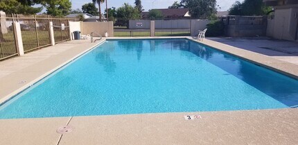 950 S Valencia-Unit -Unit 11 in Mesa, AZ - Building Photo - Building Photo