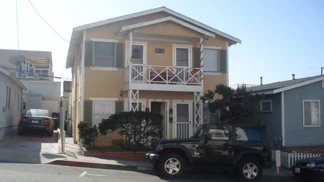 182 1st St, Unit 182 one-half