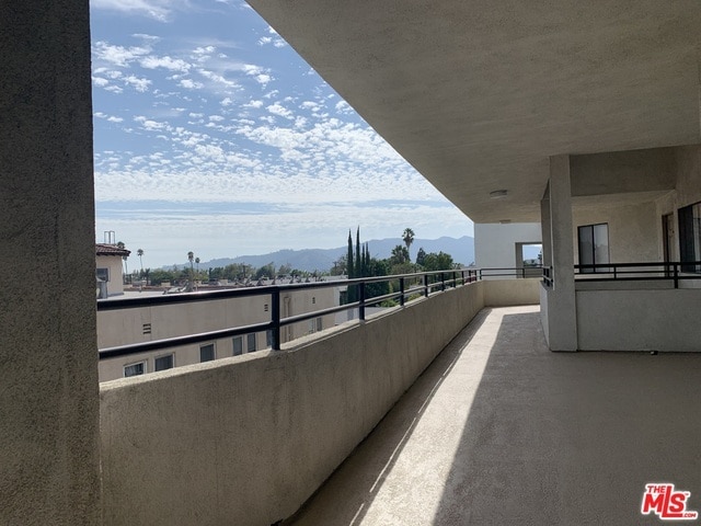 503 S Adams St-Unit -302 in Glendale, CA - Building Photo - Building Photo