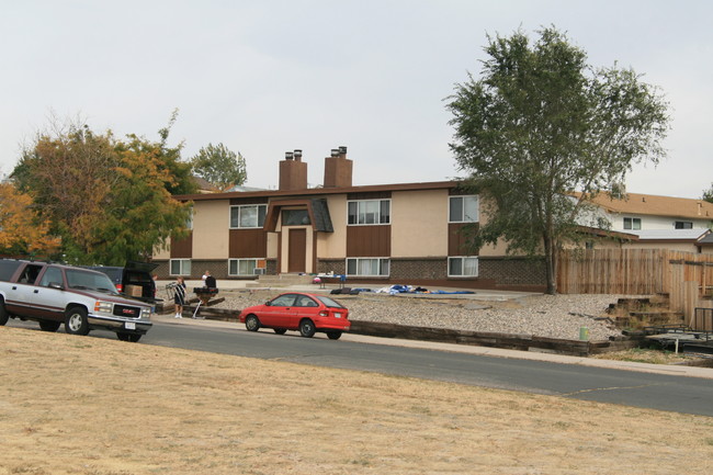 4995 Picturesque Cir in Colorado Springs, CO - Foto de edificio - Building Photo