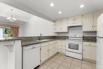 20048 Chase St in Los Angeles, CA - Building Photo - Building Photo