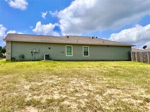 21122 Voyage Ln in Porter, TX - Foto de edificio - Building Photo