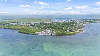 235 Tavernier Dr in Tavernier, FL - Building Photo - Building Photo