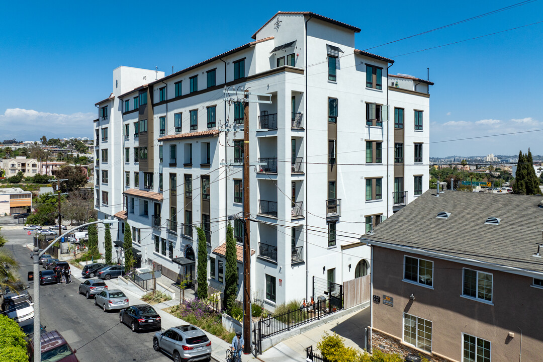 Firmin Court in Los Angeles, CA - Building Photo