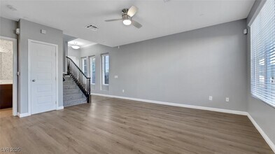 11318 McKinney Falls St in Las Vegas, NV - Building Photo - Building Photo