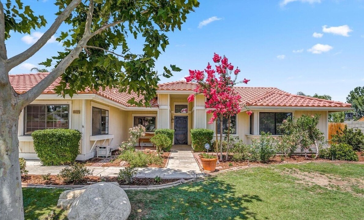 14412 Culiacan Ave in Bakersfield, CA - Building Photo