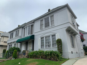 630 S Ridgley Dr in Los Angeles, CA - Building Photo - Building Photo