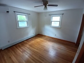 17 Lafrance Ave in Nashua, NH - Building Photo - Building Photo