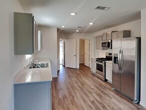 18843 Wembley Vis Trl in Roman Forest, TX - Building Photo - Building Photo