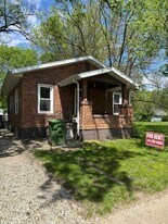816 Dawson St in Waterloo, IA - Building Photo