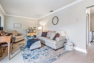 6985 Merrick Ln in Spring Hill, FL - Building Photo - Building Photo