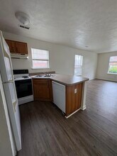 2016 Cornerstone Dr-Unit -2 in Lexington, KY - Building Photo - Building Photo